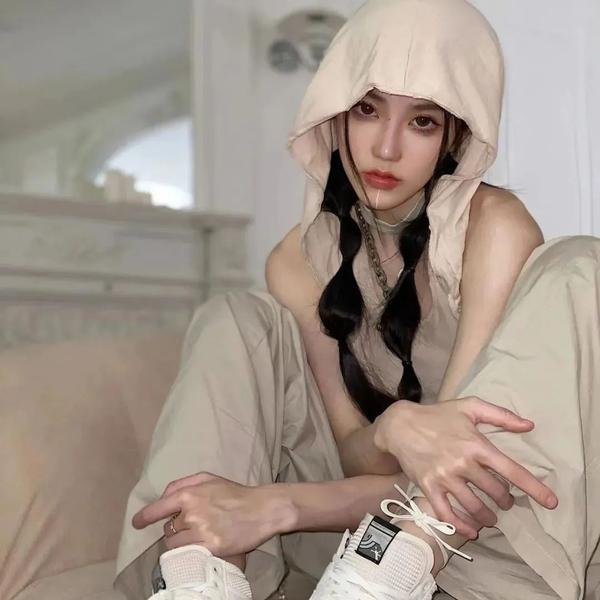 暗夜呢喃